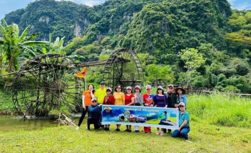 HÀ NỘI - PÙ LUÔNG – HÀ NỘI Thời gian: 1 ngày. Phương tiện: ô tô